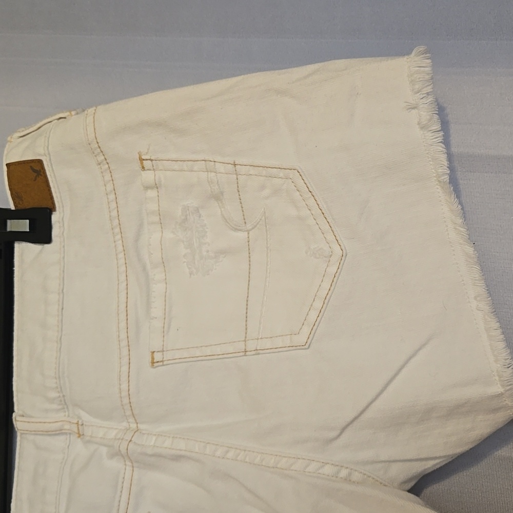 Women’s American Eagle White Denim Cutoff Shorts Sz 10 NWOT - Picture 5 of 7